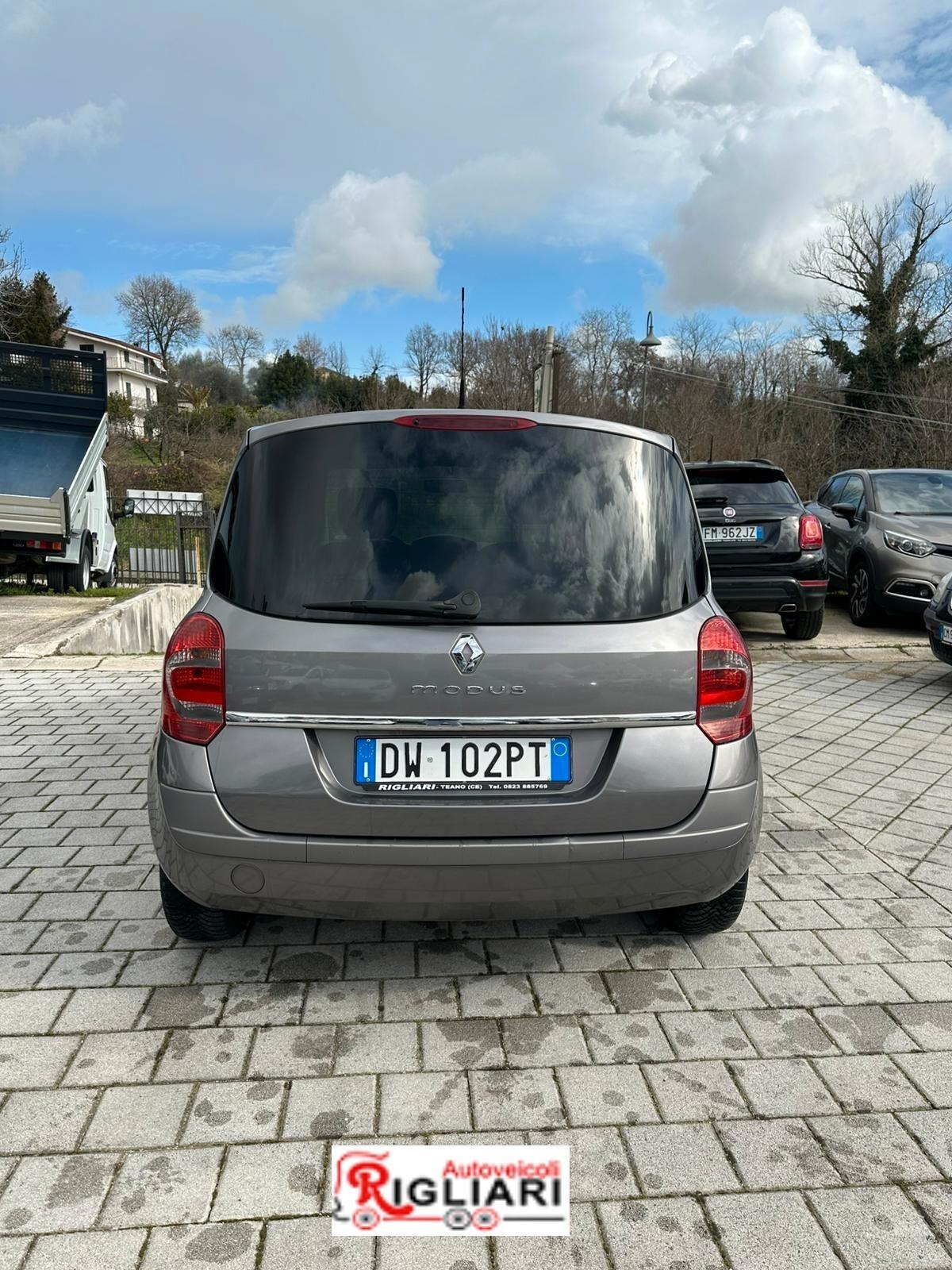 Renault Modus 1.5 dCi 85CV Dynamique