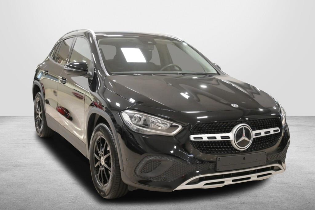 MERCEDES GLA 180D 115CV BUSINESS *2022