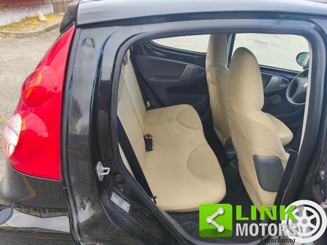 PEUGEOT 107 1.0 68CV 5p. Urban