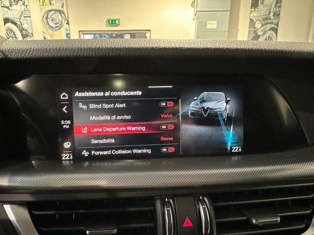 ALFA ROMEO Stelvio 2.0 Turbo 200 CV AT8 Q4 Sprint - Tetto - FULL