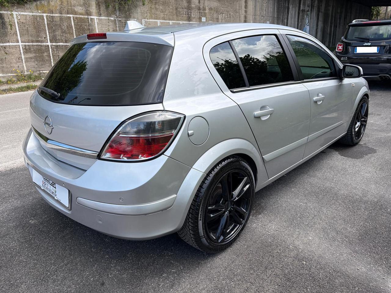 Opel Astra 1.7 CDTI 110CV 5 porte Cosmo