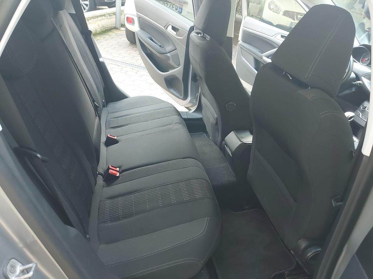Peugeot 308 Allure 1.6 Blue HDI 120 SW