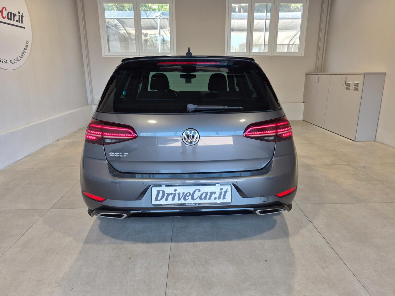 Volkswagen Golf 1.5 TFSI 150CV DSG *R-LINE* LED APPLE CARPLAY ANDROID AUTO RETROCAM. LAVAFARI VETRI PRIVACY