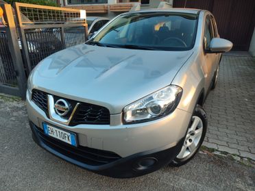 NISSAN QASHQAI 1.5DIESEL POCHI KM COME NUOVA BELLA