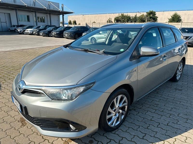 Toyota Auris Touring Sports 1.8 Hybrid Lounge