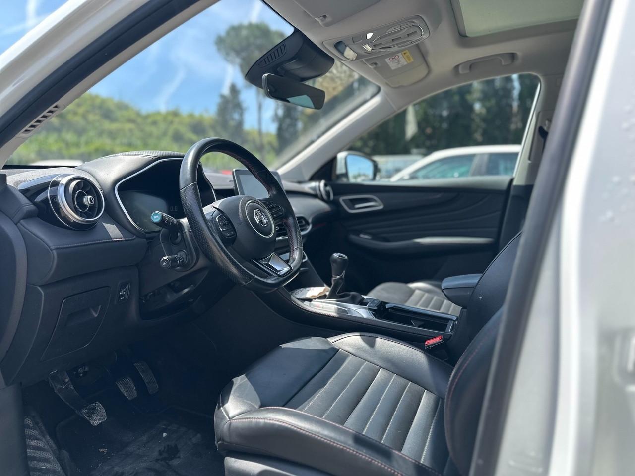 MG HS I - HS 1.5 t Luxury auto