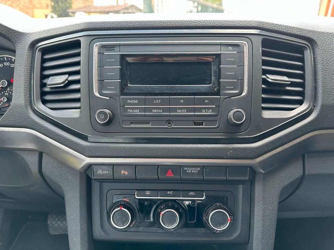 Volkswagen Amarok 3.0 V6 TDI 4MOTION BMT permanente aut. DC Comfortline