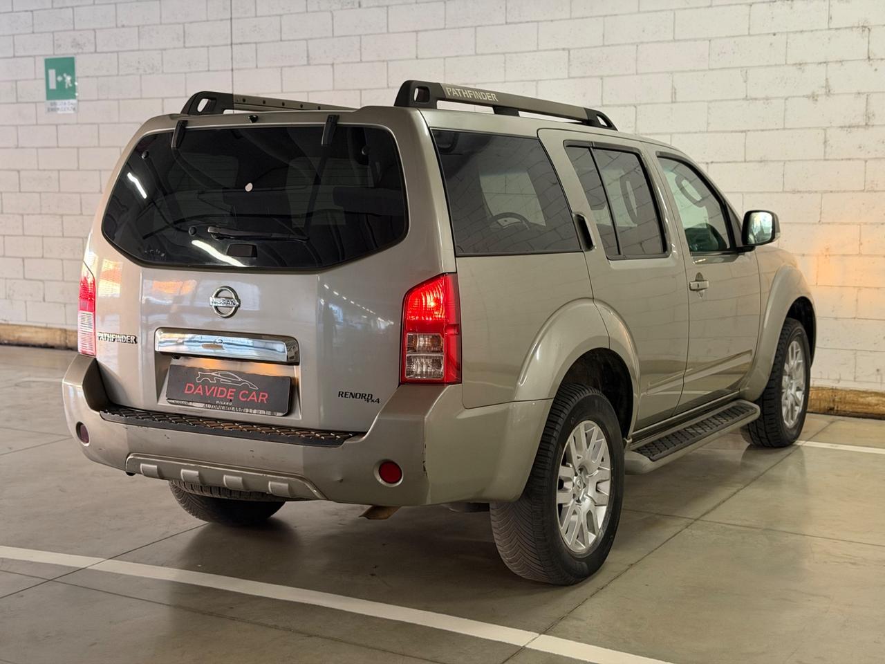 Nissan Pathfinder 2.5 dCi Sport
