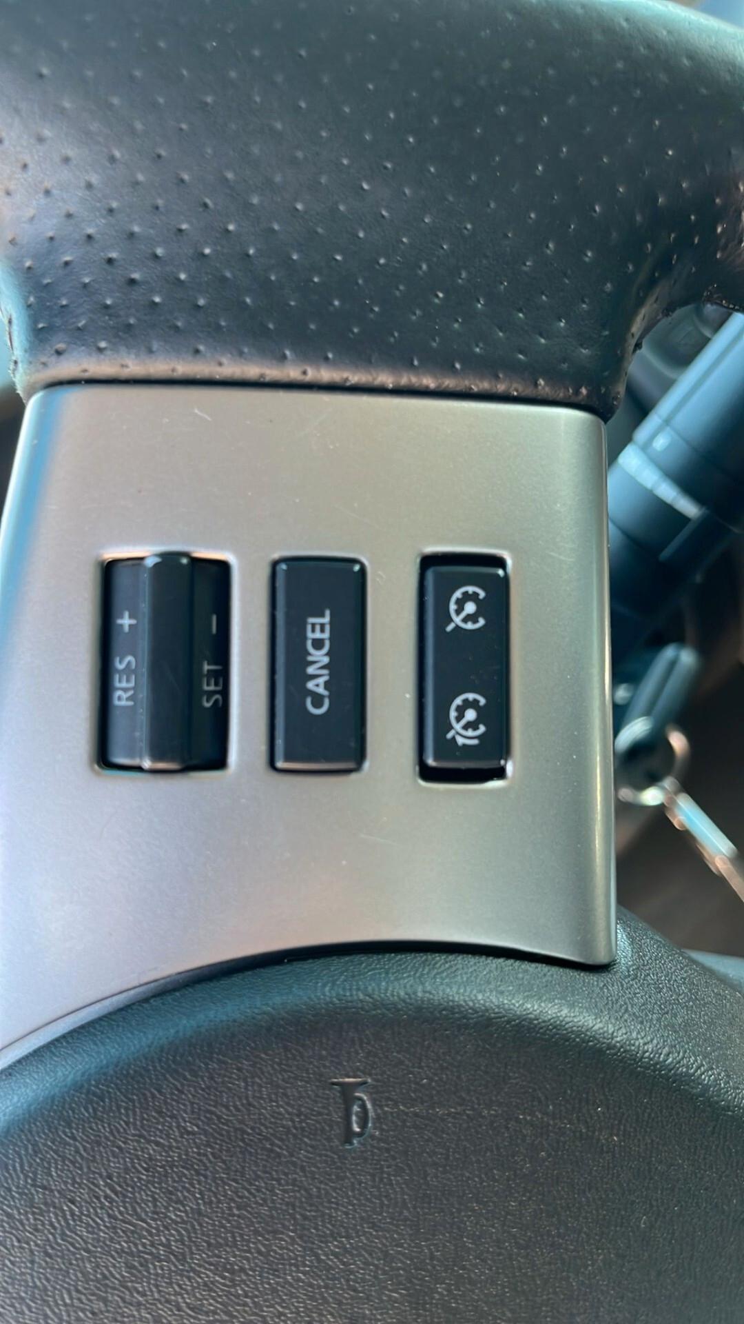 Nissan Navara 2.5 dCi 190CV 4 porte Double Cab Sport