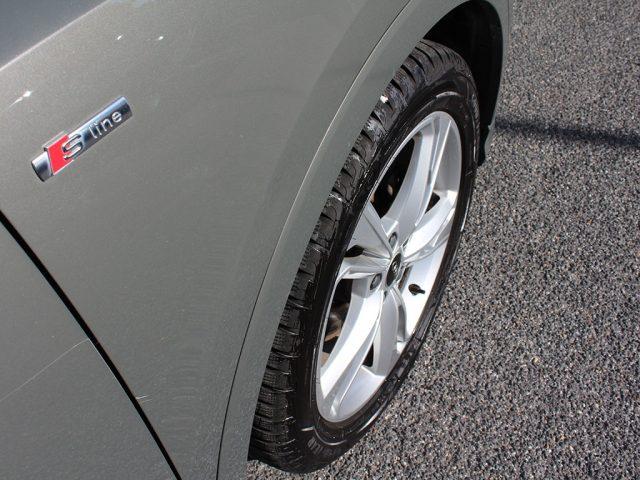 AUDI Q3 35 TDI quattro S tronic S line edition