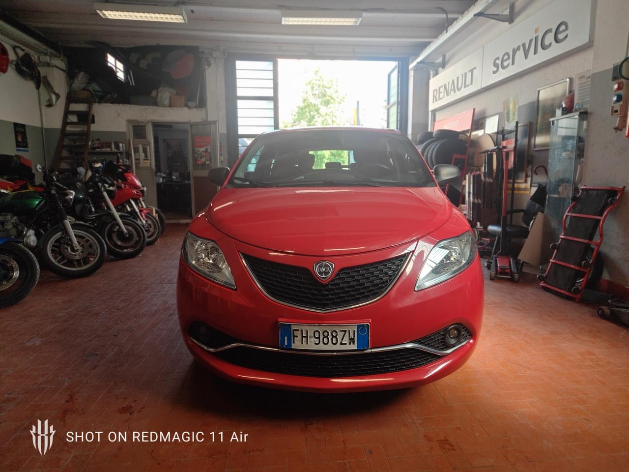 Lancia Ypsilon 1.2 69 CV 5 porte