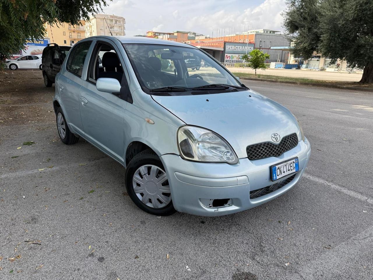 Toyota Yaris 1.4 tdi D-4D cat 5 porte 75cv