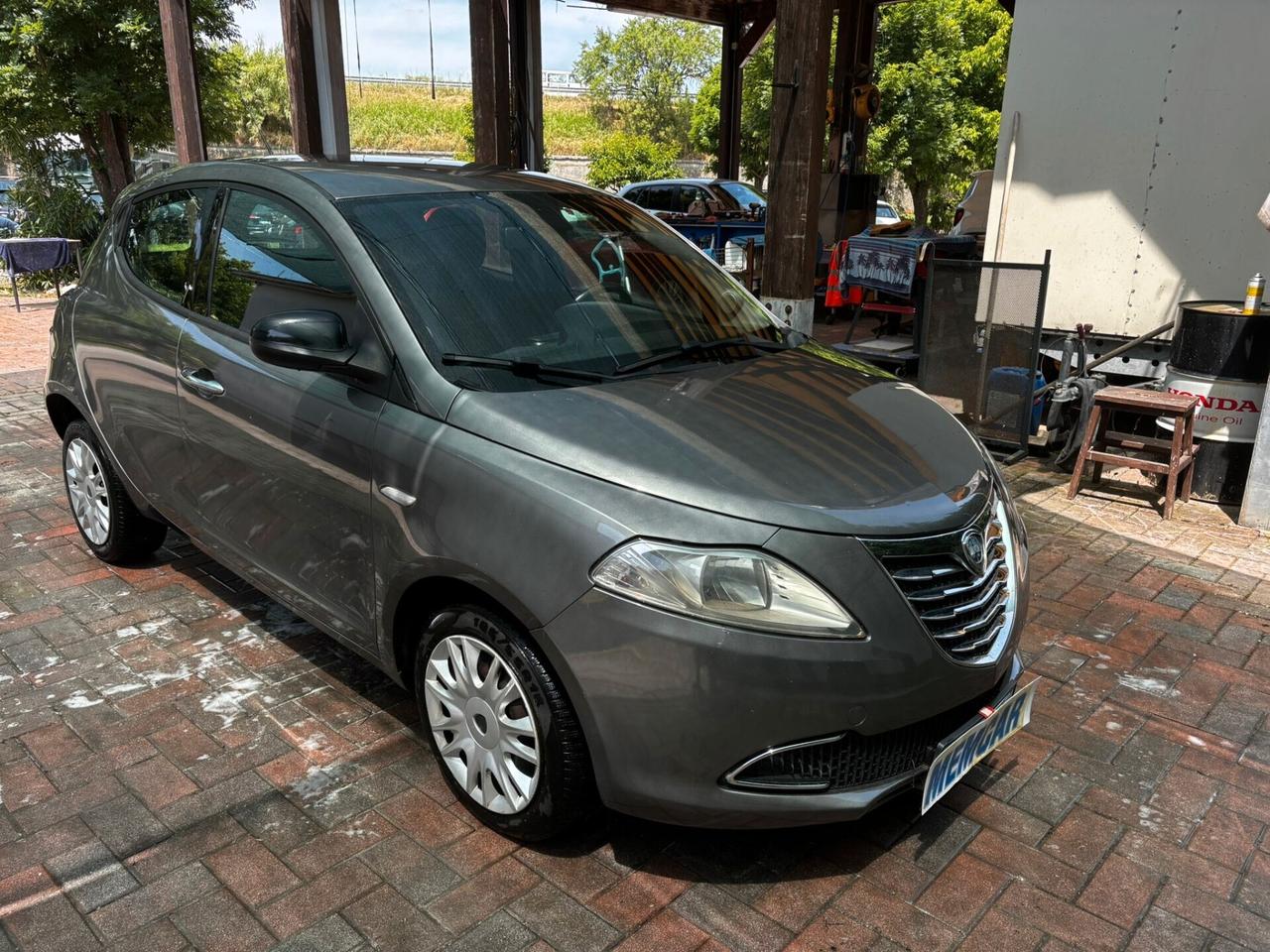 Lancia Ypsilon 1.3 MJT 16V 95 CV 5 porte IDONEA PER NEOPATENTATI UNIPROPRIETARIO PERMUTABILE