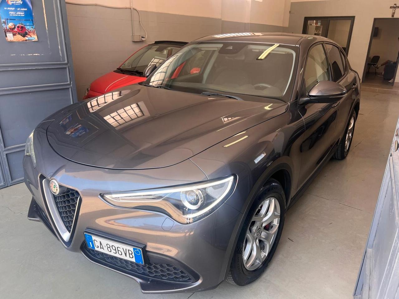 Alfa Romeo Stelvio 2.2 Turbodiesel 190 CV AT8 RWD Business