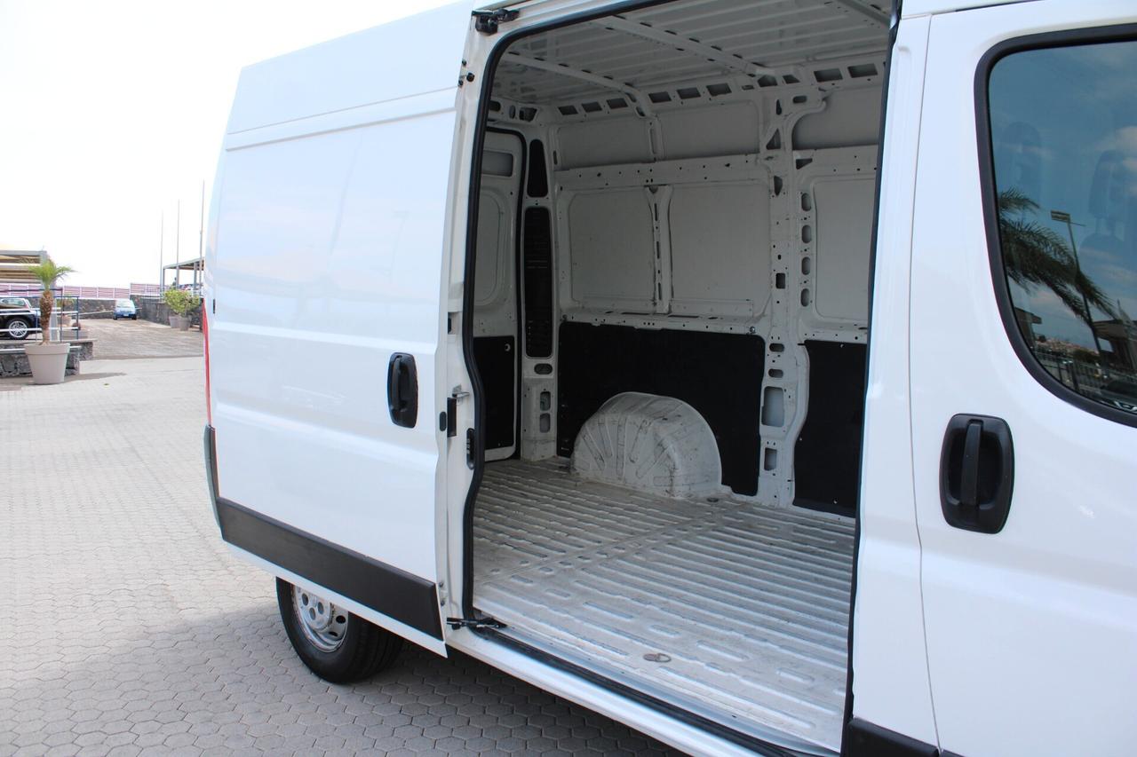 PEUGEOT BOXER 330 BLUEHDI 140 CV