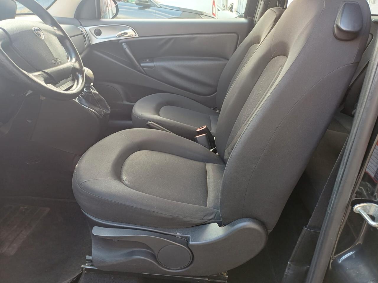 Lancia Ypsilon 1.2 Benzina Diva - 2011