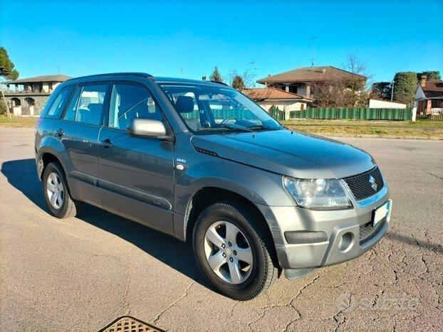 Suzuki Grand Vitara 2.0 crdi 5 porte