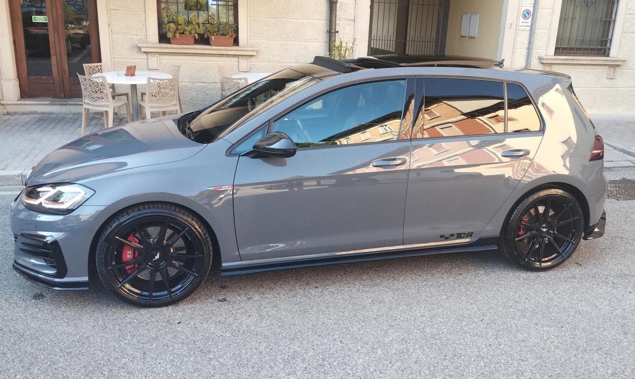 Volkswagen Golf GTI 2.0 TSI TCR DSG 5p. BlueMotion Technology