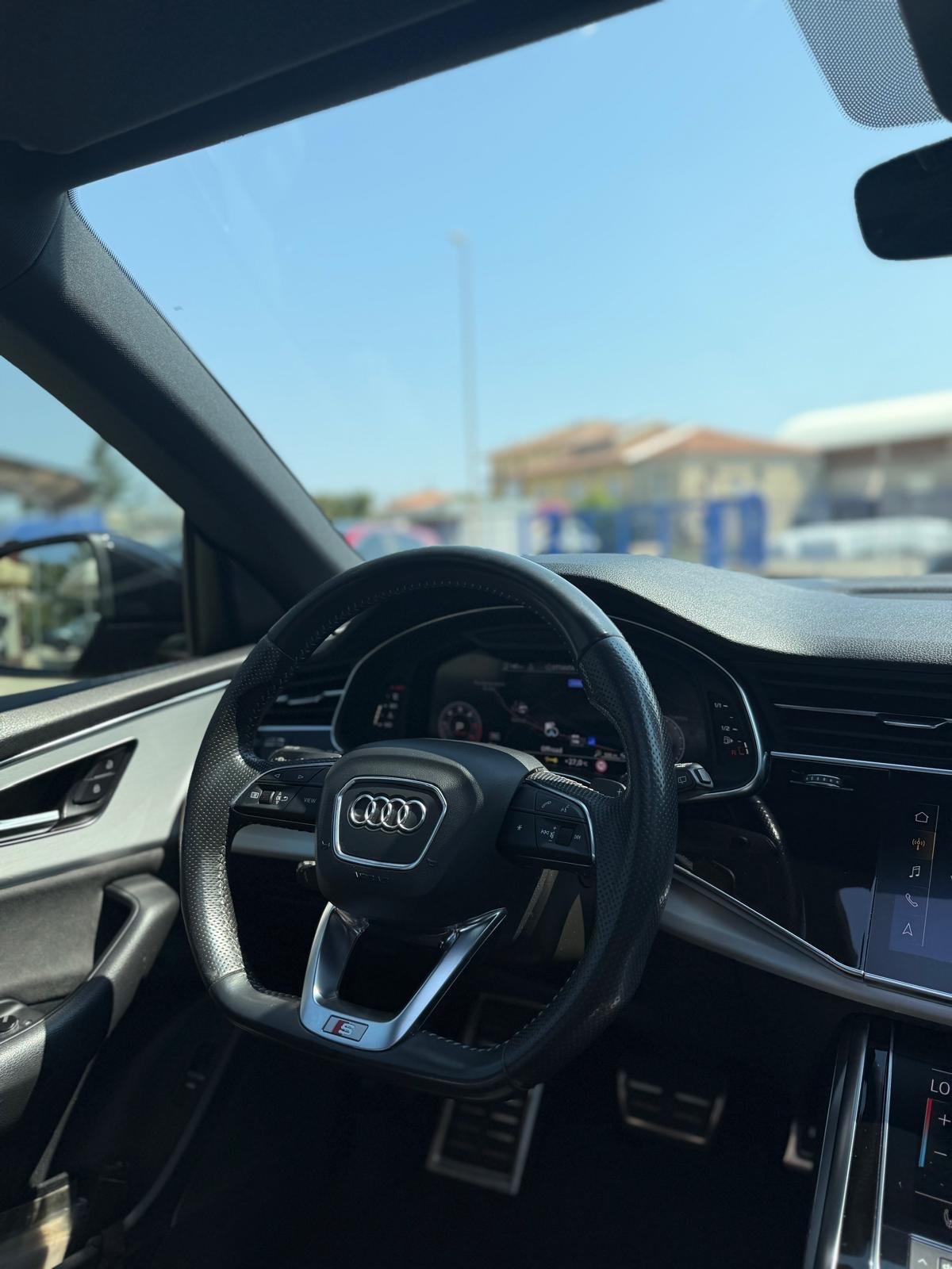 Audi Q8 50 TDI 286 CV quattro tiptronic Sport