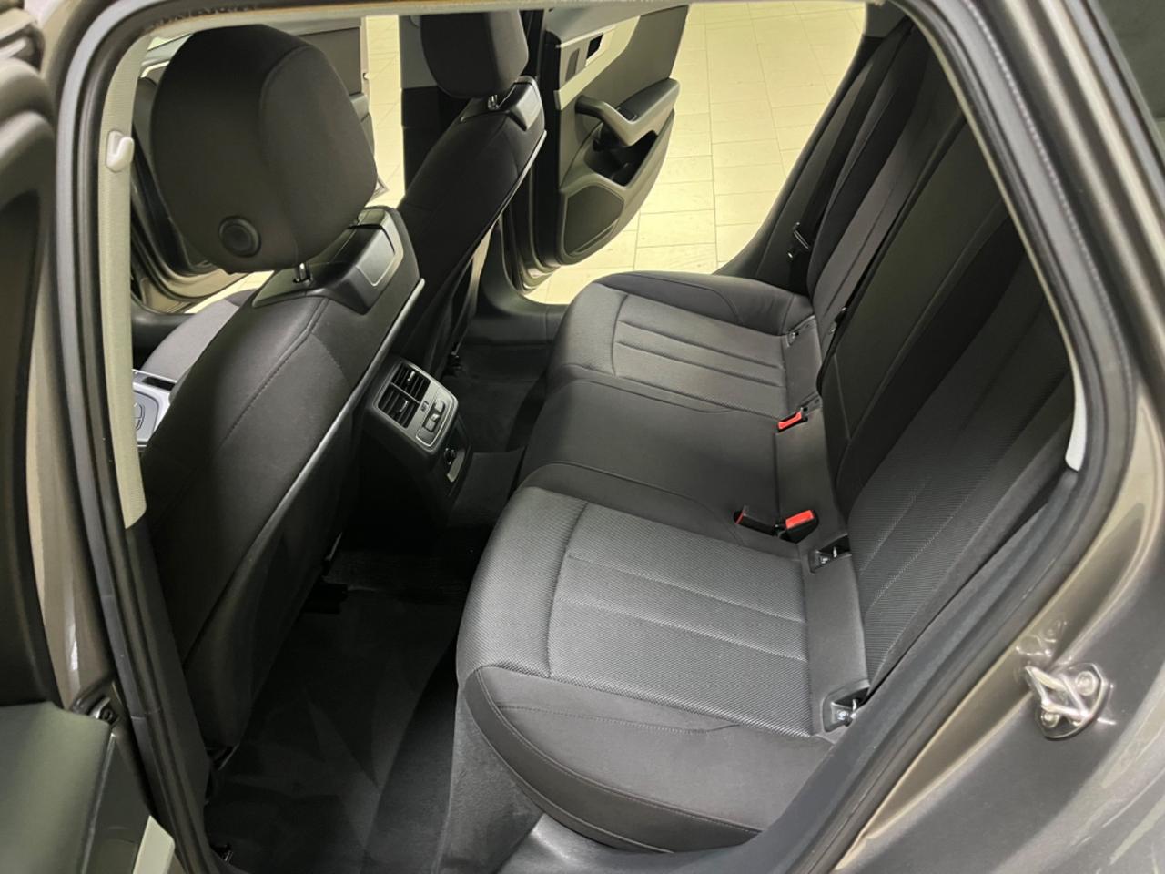 Audi A4 Avant 35 TDI/163 CV S tronic *fari Matrix