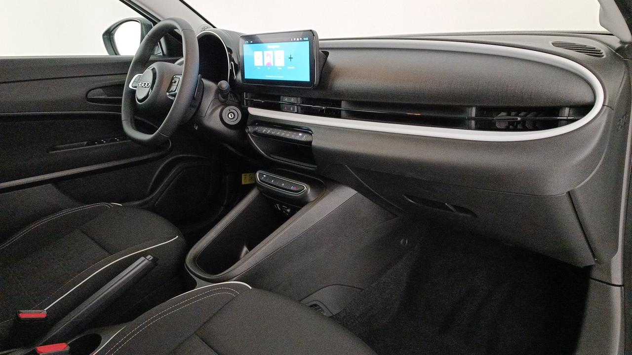 FIAT 600 1.2 hybrid 110cv auto