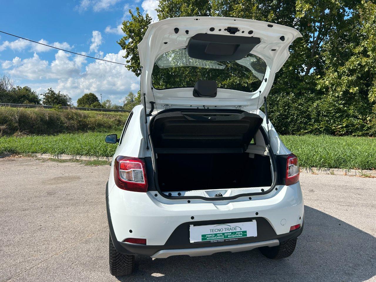 Dacia Sandero Stepway 1.5 dci s&s 90cv auto