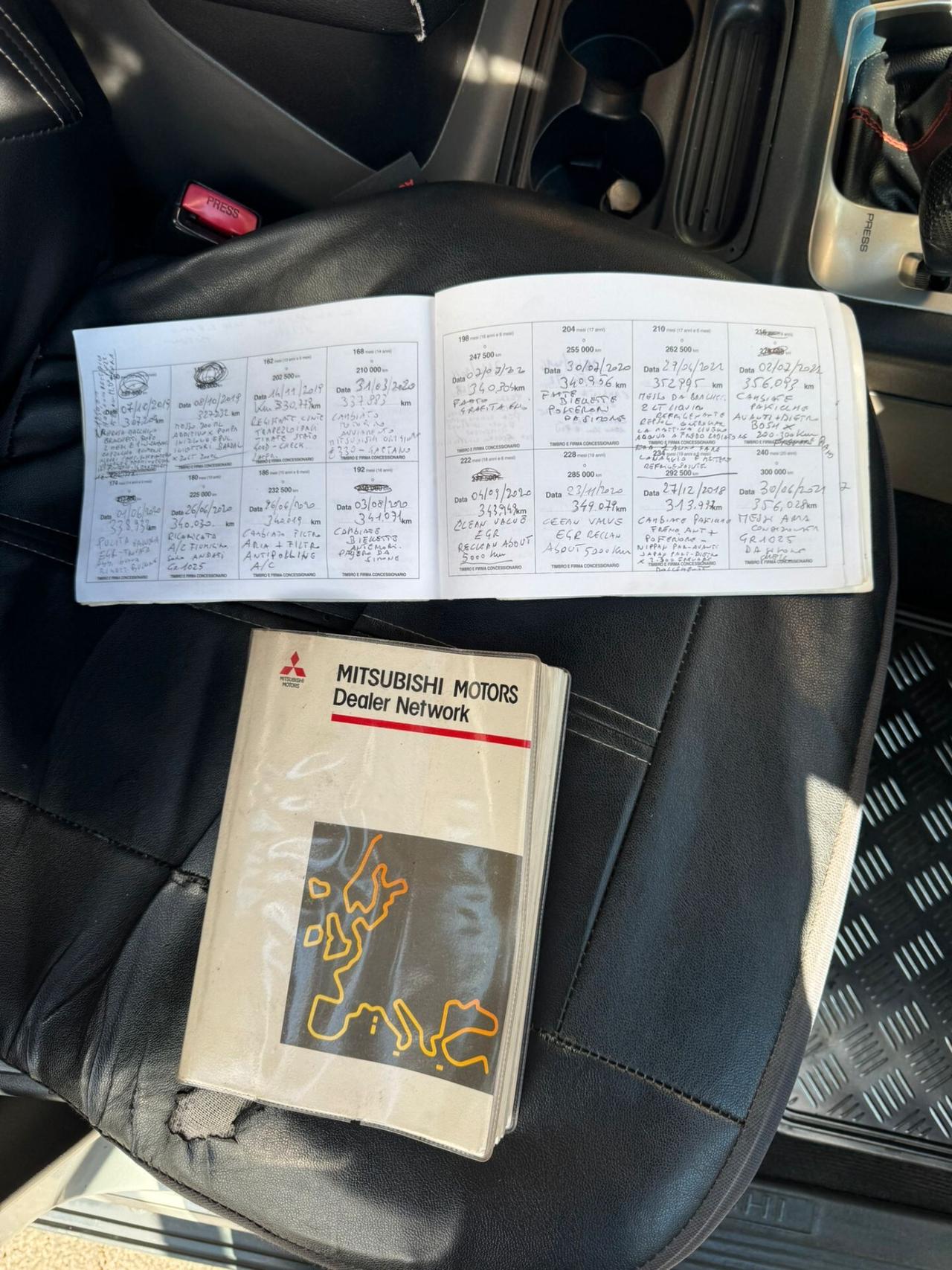 Mitsubishi Pajero 3.2 16V DI-D 5p. GLS1 160 cv, ASI, GANCIO TRAINO, 7 POSTI, UNIPRO, LIBRETTI SERVICE ORIGINALI