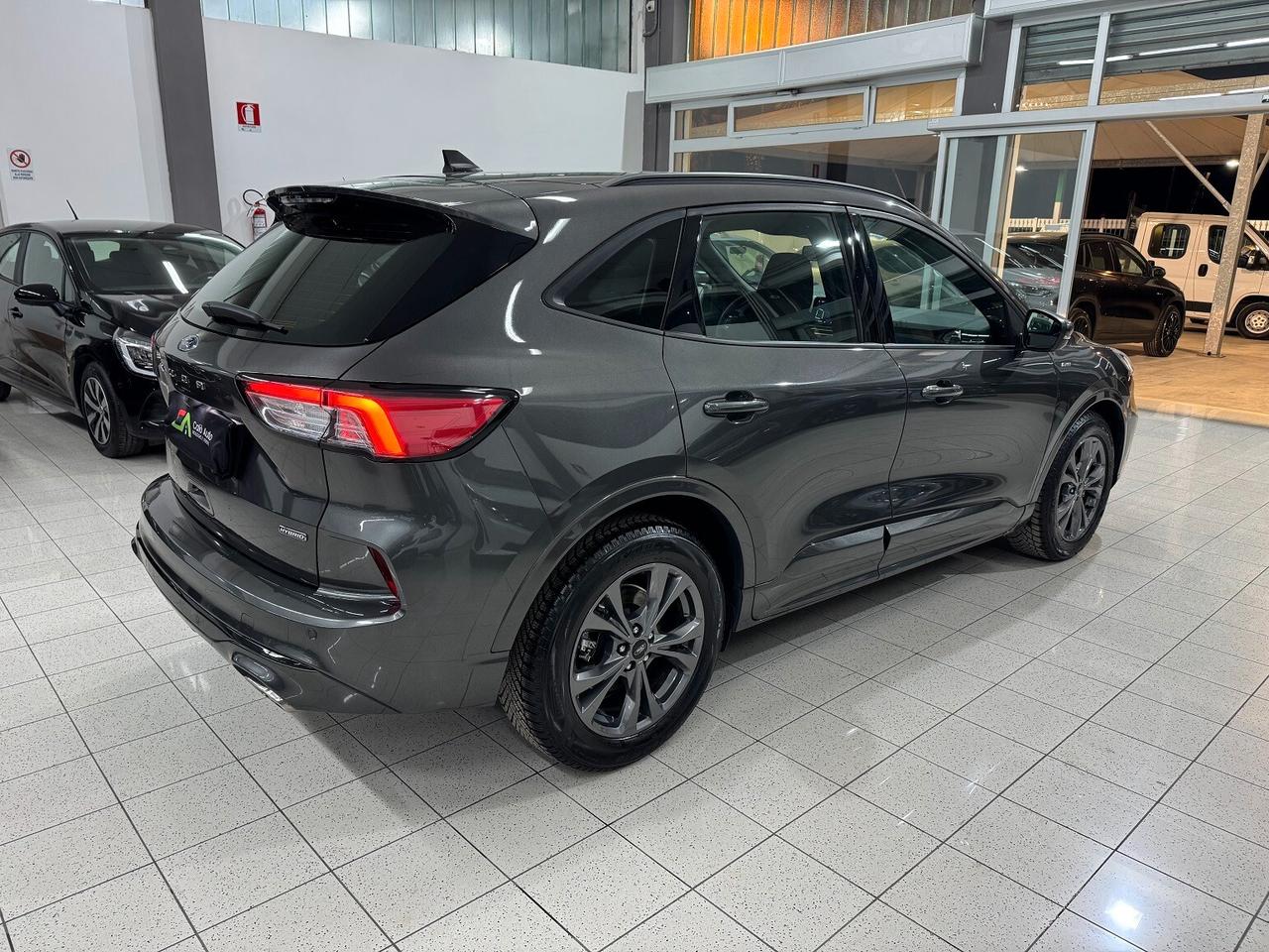 Kuga Full Hybrid 190CV ST-Line COME NUOVA