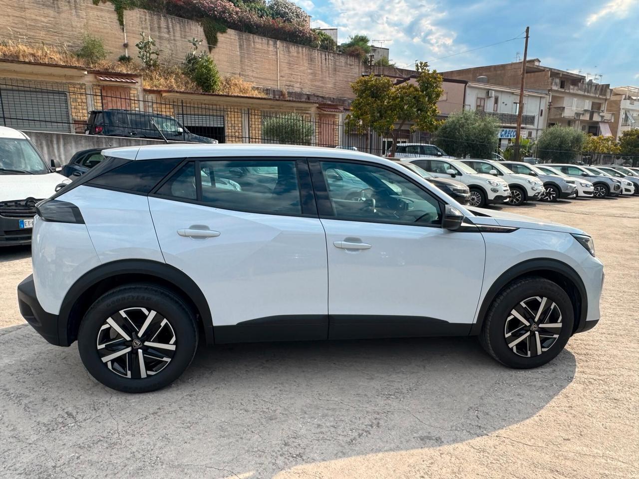 Peugeot 2008 PureTech 100 S&S Style