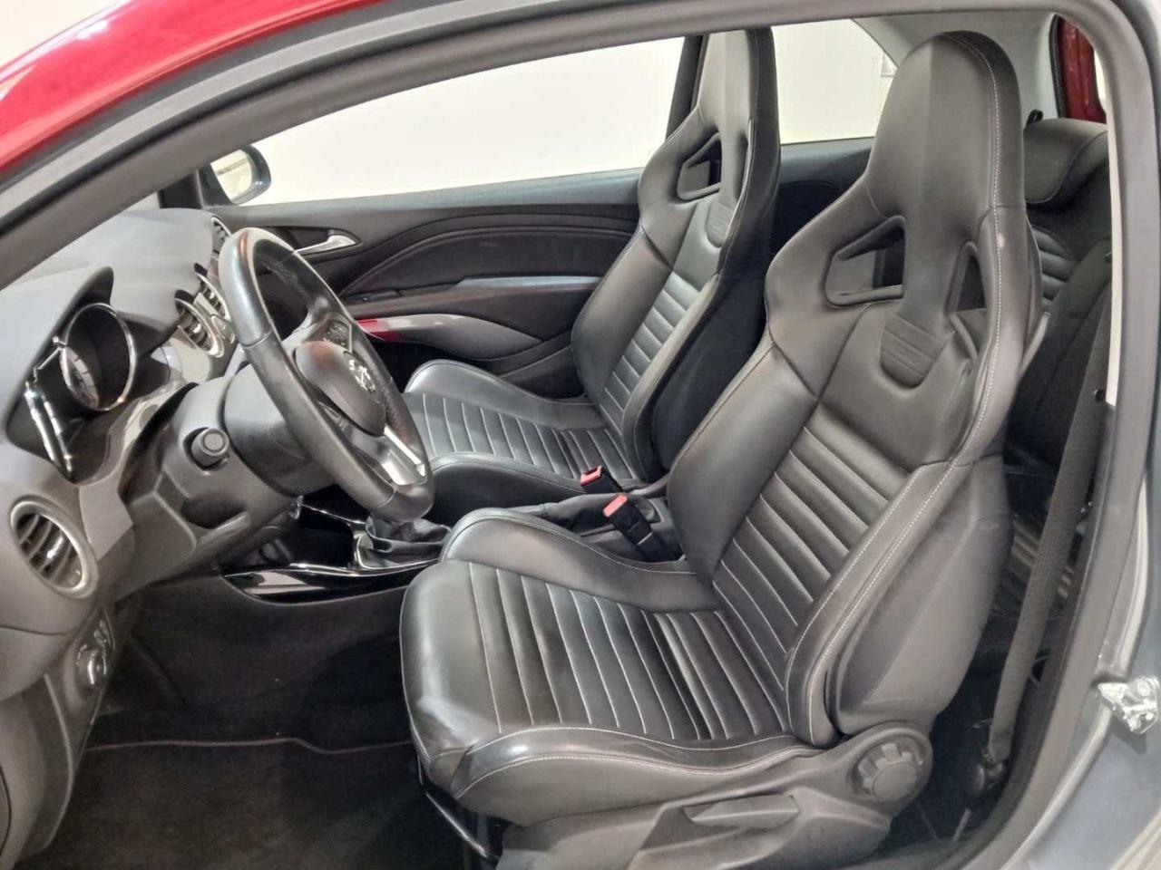 Opel Adam S 1.4 150CV