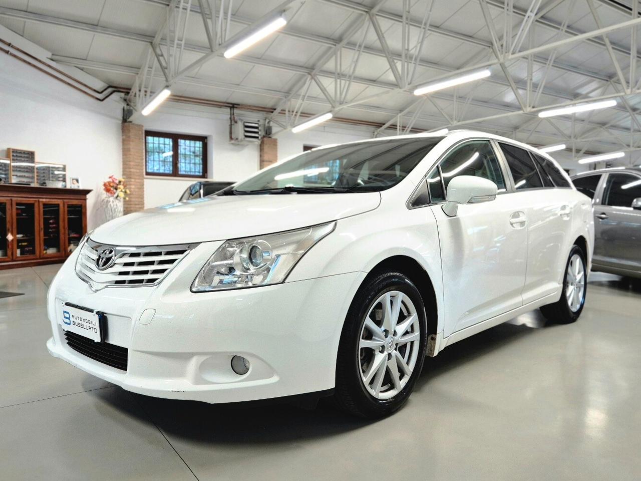 Toyota Avensis 2.0 D-4D Wagon Sol
