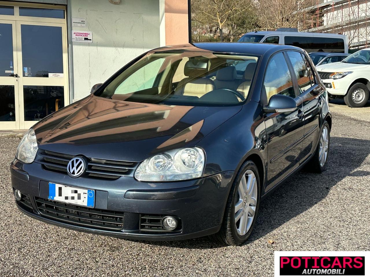Volkswagen Golf 2.0 16V TDI 5p. Sportline