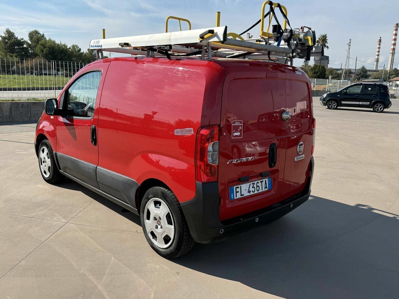 Fiat Fiorino 1.3 MJT 95CV Cargo Adventure EX TIM