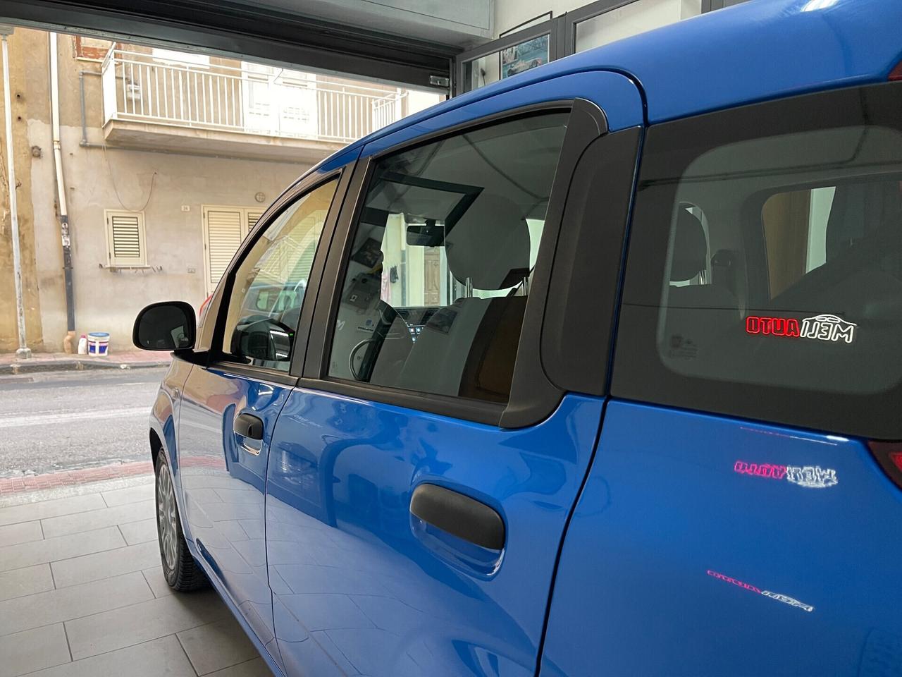 Fiat Panda 1.2 Benzina 69 CV Pandazzurri