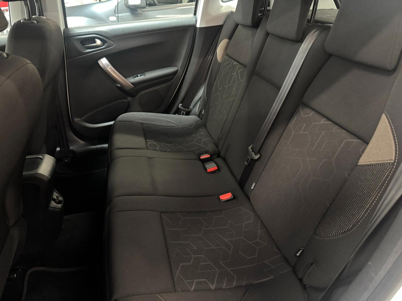 Peugeot 2008 PureTech 82 Active