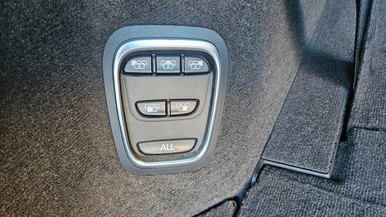Renault Espace 2.0 dci Initiale Paris 4 CONTROL 200cv 7 POSTI edc