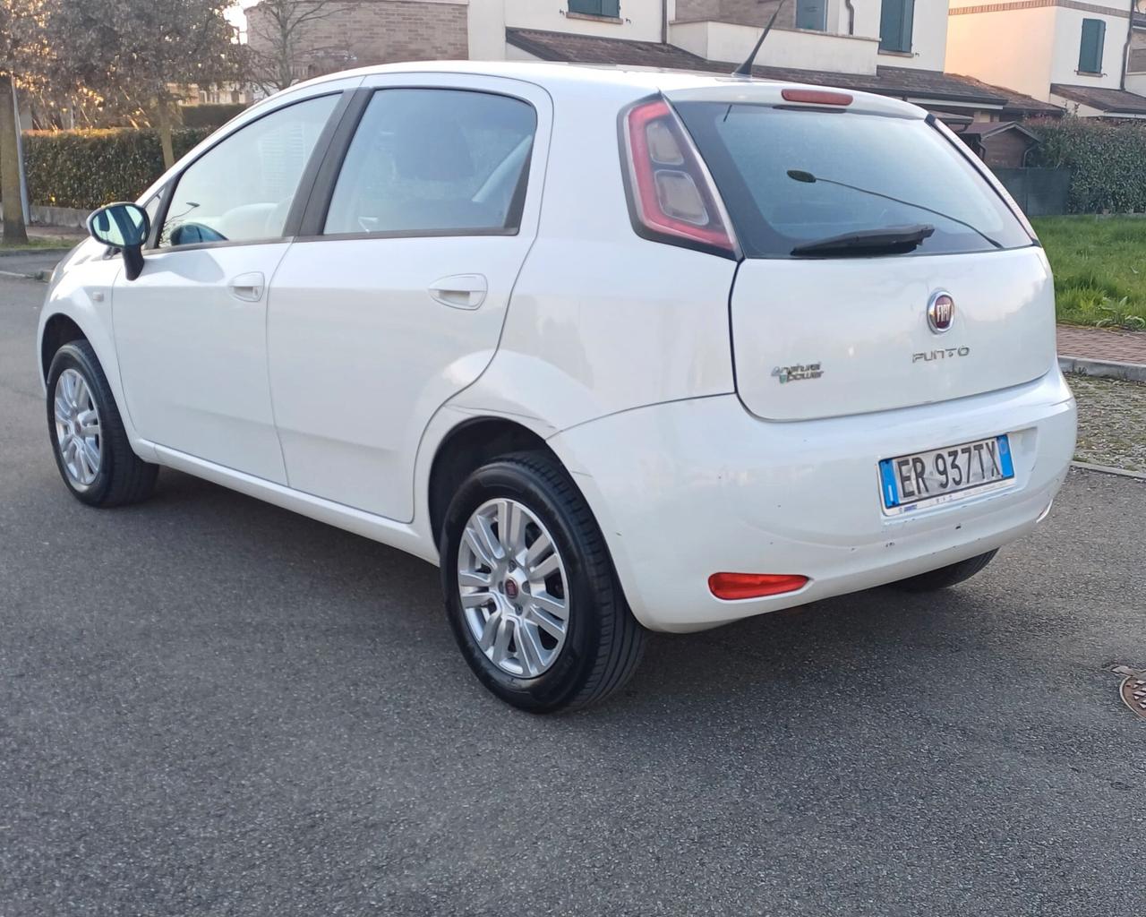 Fiat Punto 1.4 8V 5 porte Natural Power Lounge