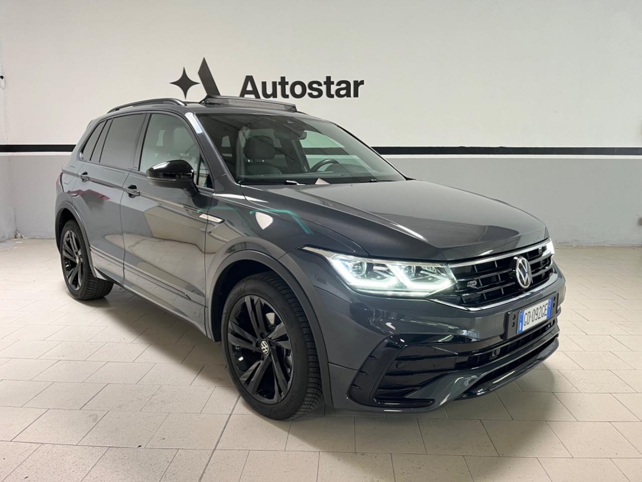 Volkswagen Tiguan 2.0 DSG R-Line *tetto panoramico