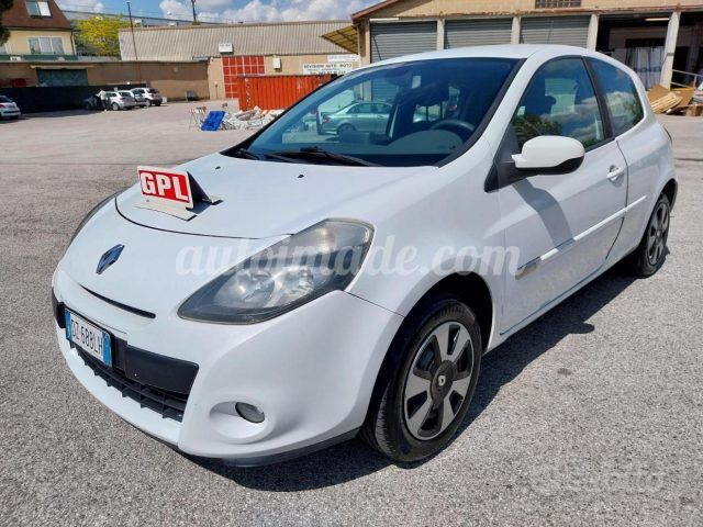 RENAULT Clio 1.2 16V TCE 100CV 3 porte Luxe