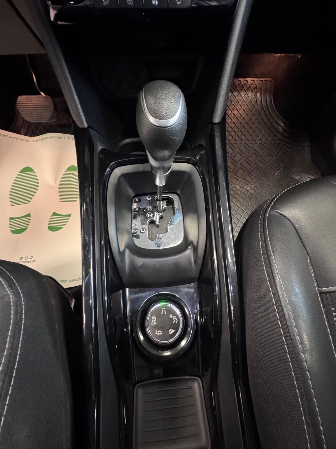 PEUGEOT 2008 1.5 HDI AUTOMATICA ALLURE MY2019