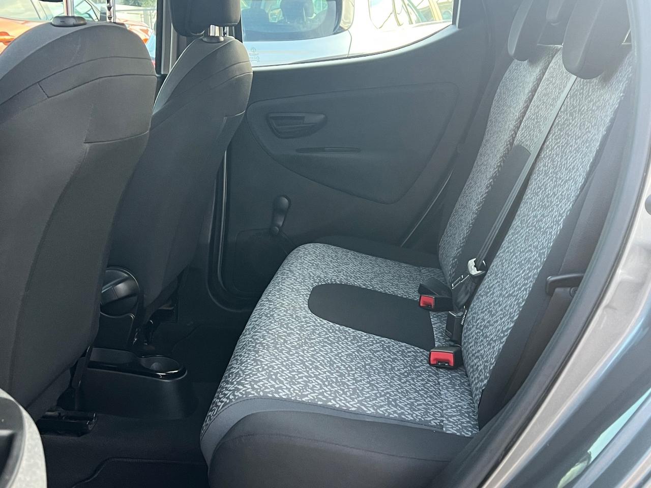 Lancia Ypsilon 1.0 FireFly 5 porte S&S Hybrid IN PROMOZIONE