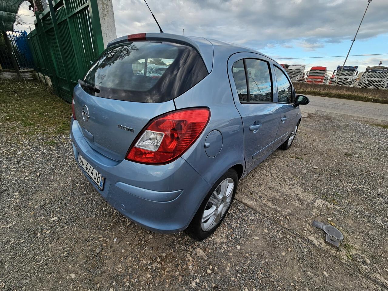 Opel Corsa 1.3 CDTI 5p Neopatentati