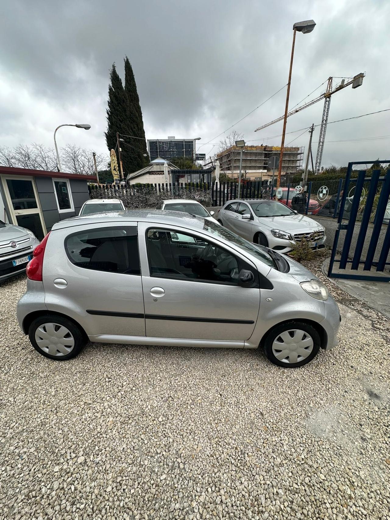 Peugeot 107 1.0 68CV 5p. URBAN MOVE