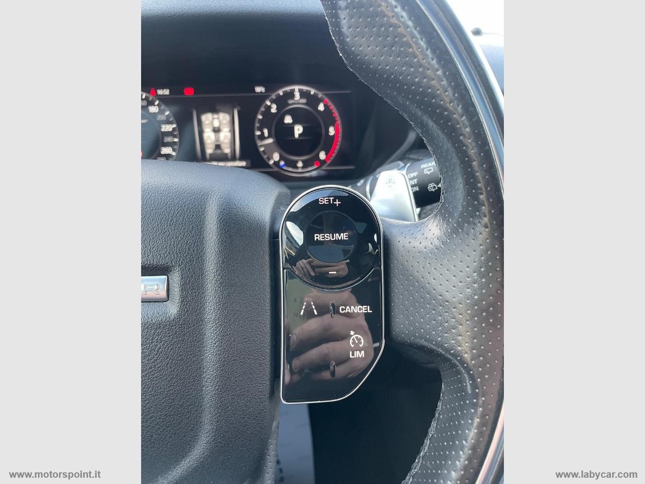 LAND ROVER RR Velar 3.0 V6 SD6 300 R-Dynamic HSE