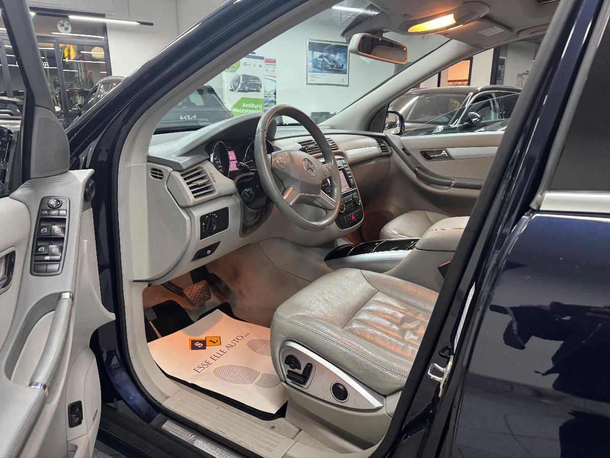 MERCEDES R 320 CDI 4Matic Premium TETTO/ HARMAN KARDON/ NAVI