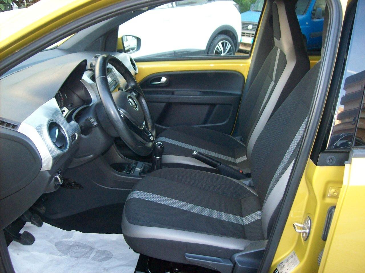 Volkswagen up! 1.0 75CV 5p. high