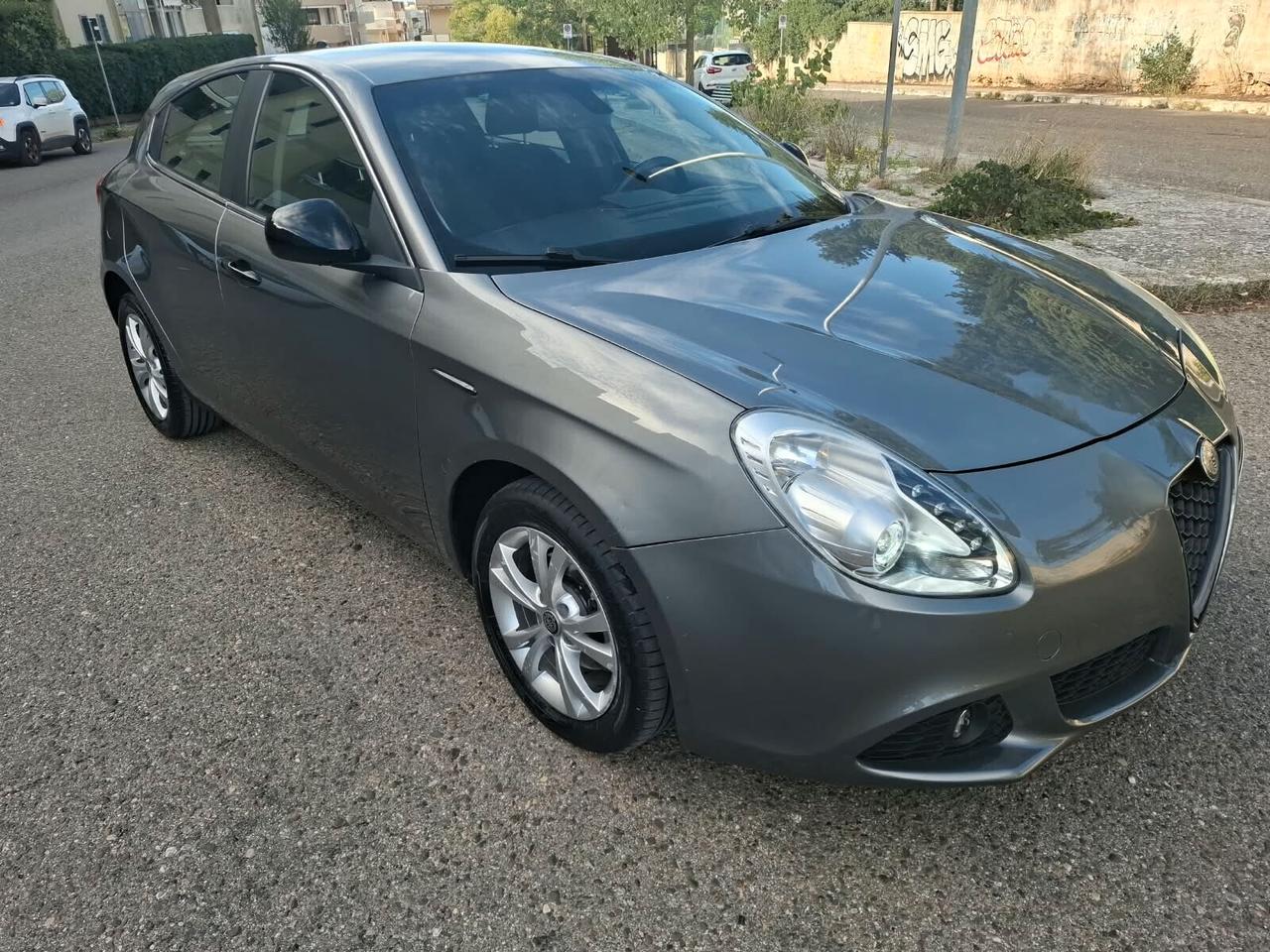 Alfa Romeo Giulietta 1.6 JTDm-2 105 CV Exclusive