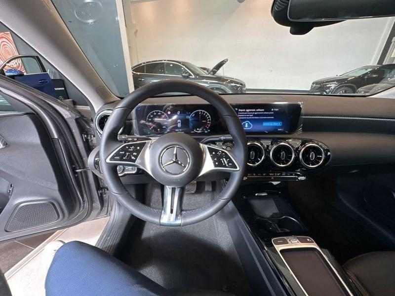 Mercedes-Benz Classe A A 250 e Plug-in hybrid Automatic Advanced Progressive