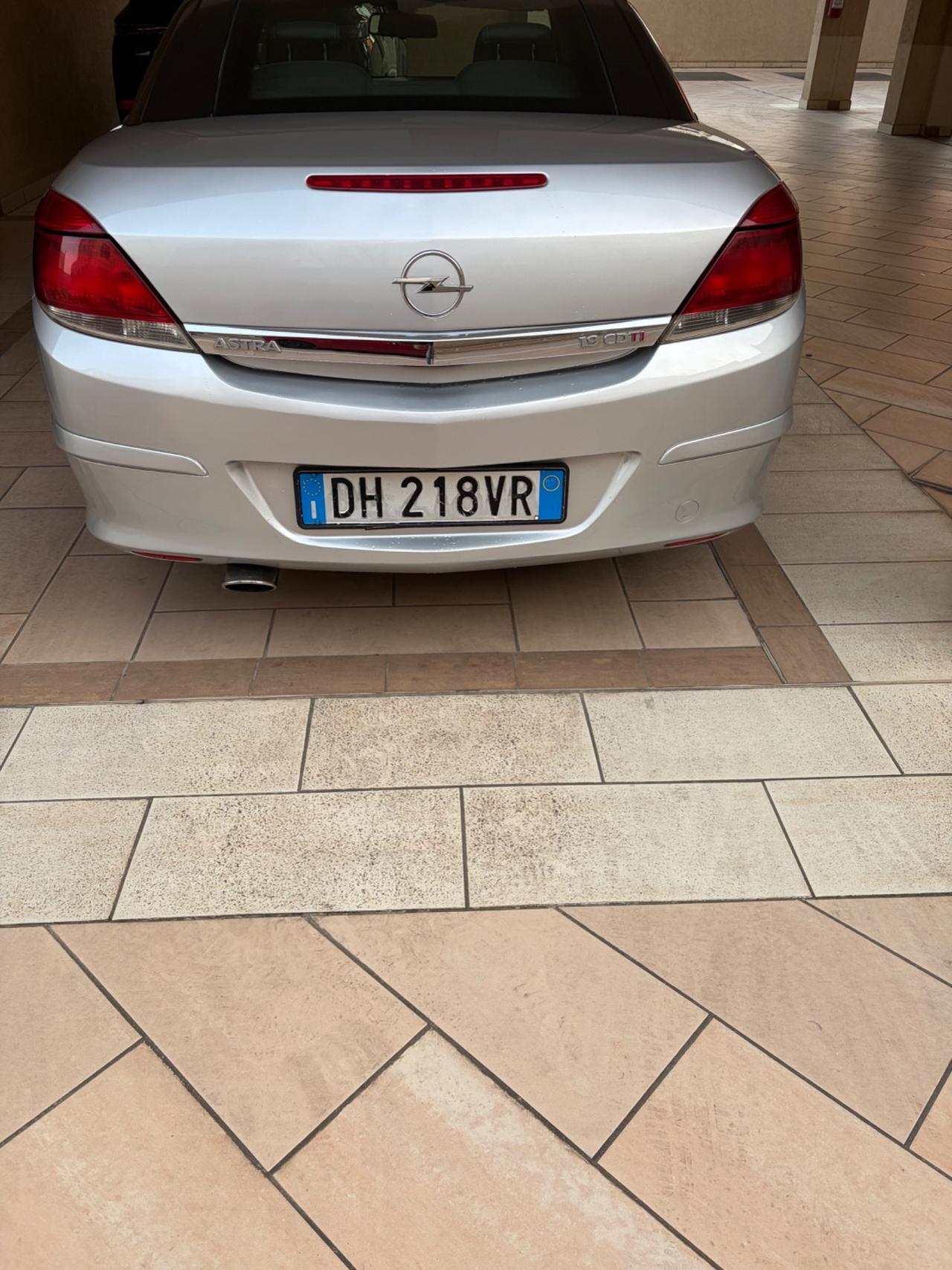 Opel Astra TwinTop 1.9 16V CDTI 150CV Cosmo