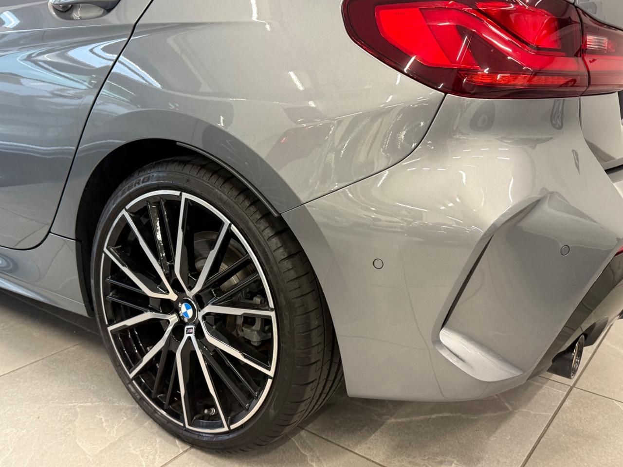 Bmw 118 118i 5p. Msport TETTO